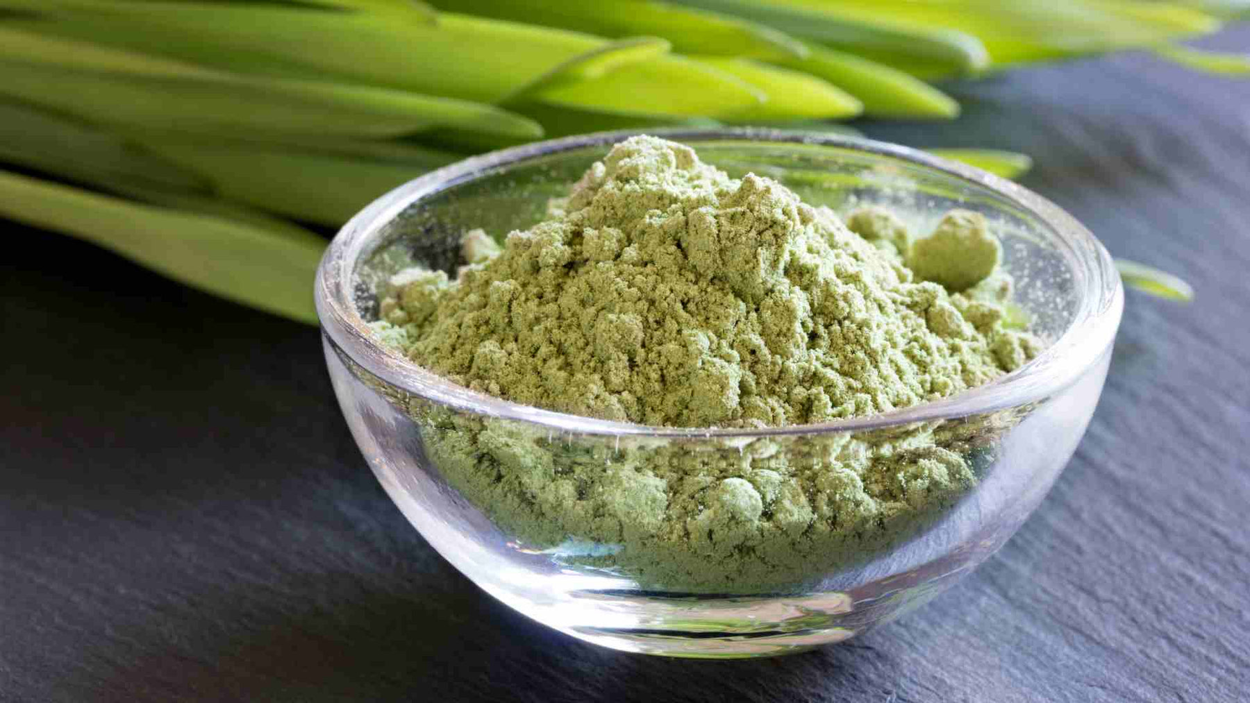 Organic Wheatgrass Powder's Rise in the UK